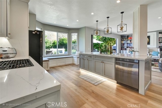 Detail Gallery Image 5 of 39 For 5140 Avenida De Despacio, Yorba Linda,  CA 92887 - 4 Beds | 3/1 Baths