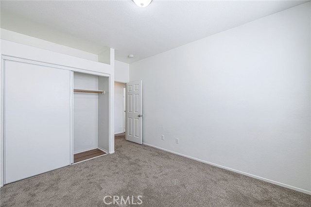 43839 58th W Street, Lancaster CA: https://media.crmls.org/medias/c2ae5d0d-972e-437a-8a37-fc5cc3ff2386.jpg