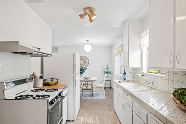 1139 W 149th Street, Gardena CA: https://media.crmls.org/medias/c2af4227-9e51-4b74-afd5-13913901d9dc.jpg