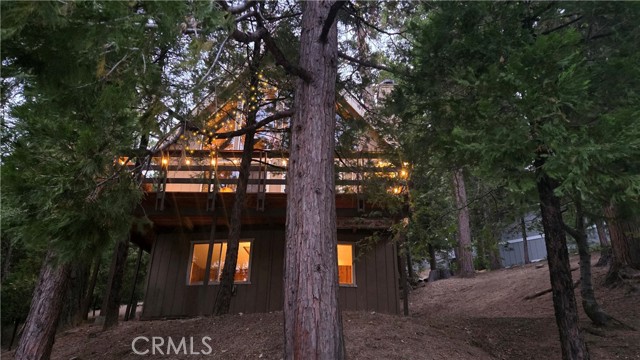 28645 Shenandoah Drive, Lake Arrowhead CA: https://media.crmls.org/medias/c2af44fc-23f1-44b9-9a11-224e1704fda1.jpg