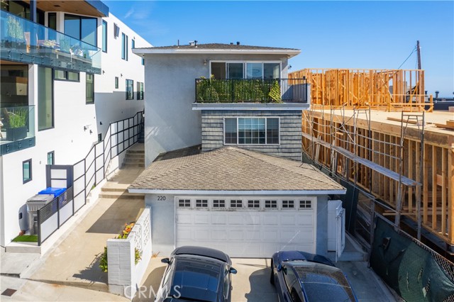 Detail Gallery Image 1 of 10 For 220 14th St, Manhattan Beach,  CA 90266 - 4 Beds | 4 Baths