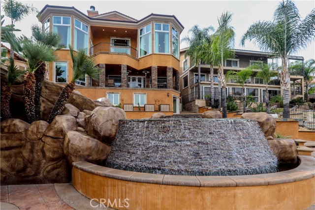 23180 Gray Fox Drive, Canyon Lake CA: https://media.crmls.org/medias/c2afc3df-5ed0-4e15-9713-9c6797b2cf1b.jpg