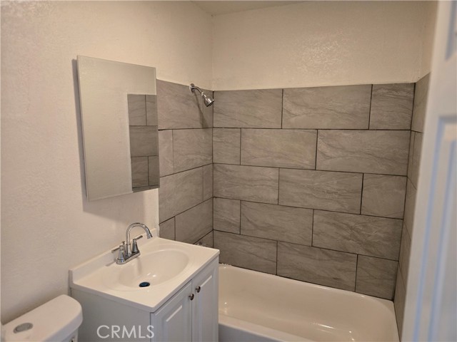 16513 S Pannes Avenue, Compton CA: https://media.crmls.org/medias/c2aff8a5-6cb6-48ba-a48c-a1fbdf6158e6.jpg