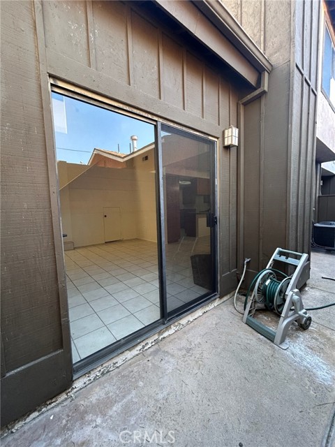 6100 Arbutus Avenue, 2 photo 12