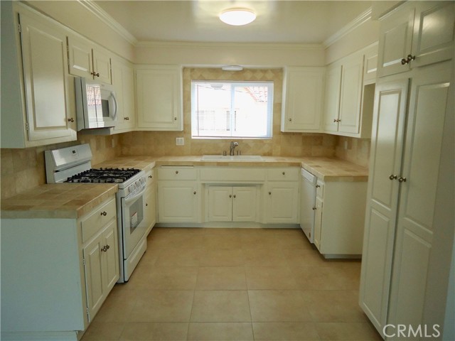 MLS# AR22244604