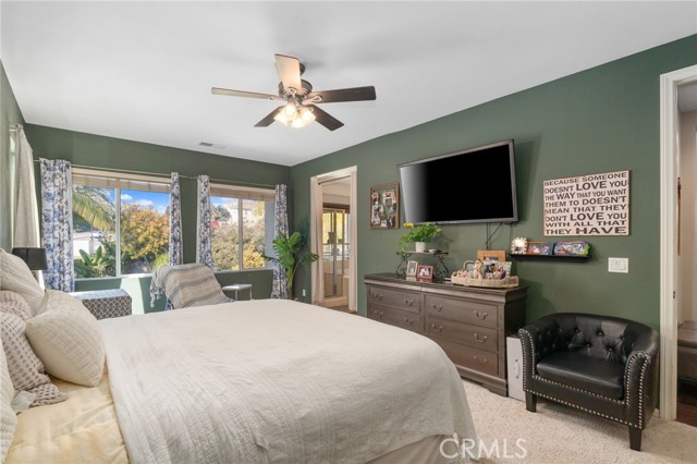 Detail Gallery Image 13 of 34 For 4682 Meadow Dr., Carlsbad,  CA 92010 - 5 Beds | 4 Baths