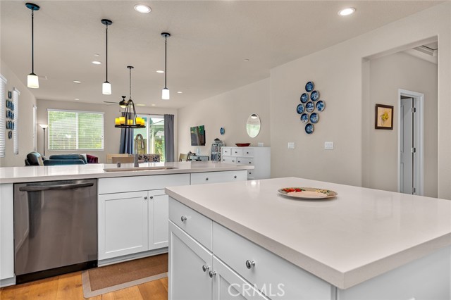 3559 Sunstone Court, Merced CA: https://media.crmls.org/medias/c2b33f96-392f-48b9-8631-e4b754b8a0bb.jpg