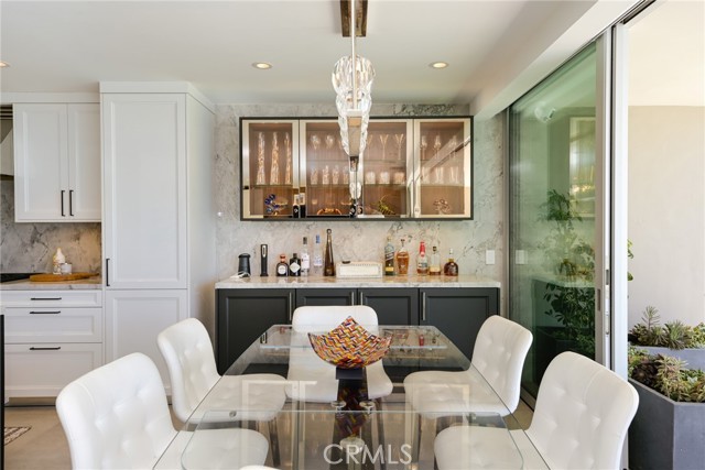 1585 S Coast, Laguna Beach CA: https://media.crmls.org/medias/c2b33fb5-9868-4028-823a-a79ce01dfb42.jpg