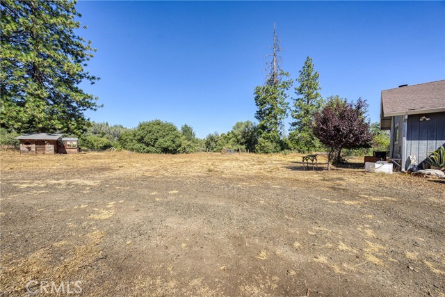 15000 Gray Pine Road, Lower Lake CA: https://media.crmls.org/medias/c2b3deba-01b1-4b79-abf0-a2f7ce47a907.jpg