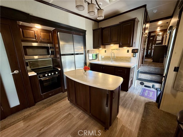 1244 31 Bounty Way, San Jacinto CA: https://media.crmls.org/medias/c2b3fc38-754c-471e-802e-dc5af0aabd93.jpg