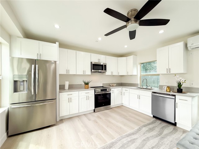 Detail Gallery Image 60 of 75 For 3723 Anita Ave., Pasadena,  CA 91107 - 7 Beds | 8 Baths