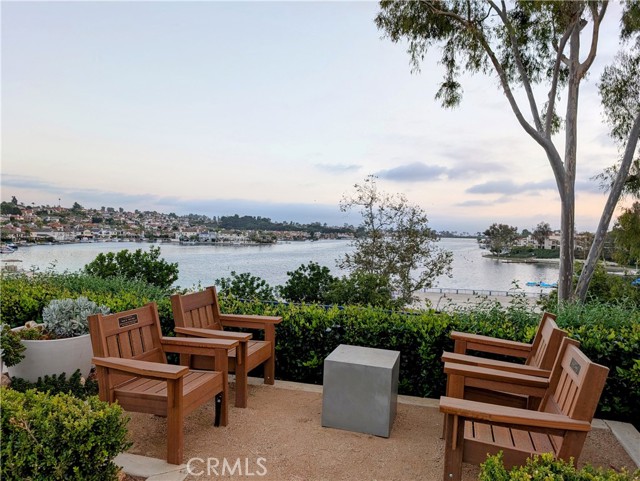 26253 Via Roble, Mission Viejo CA: https://media.crmls.org/medias/c2b461fe-0bde-40d2-a456-895ee51aa5b7.jpg