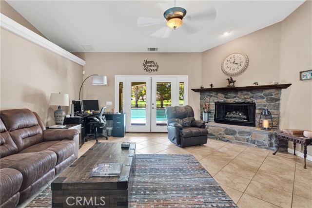 Detail Gallery Image 7 of 48 For 14927 Tournament Dr, Helendale,  CA 92342 - 3 Beds | 2 Baths