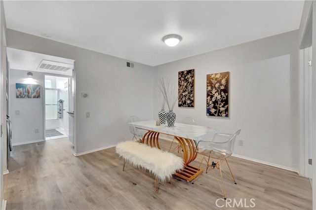 Detail Gallery Image 9 of 35 For 3605 E Anaheim St #316,  Long Beach,  CA 90804 - 3 Beds | 2 Baths