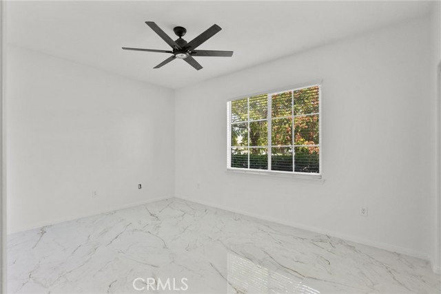 Detail Gallery Image 5 of 30 For 3630 Pillsbury, Lancaster,  CA 93536 - 5 Beds | 3 Baths