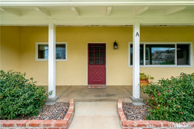 Detail Gallery Image 2 of 37 For 38970 Yuma Ln, Temecula,  CA 92592 - 3 Beds | 2 Baths