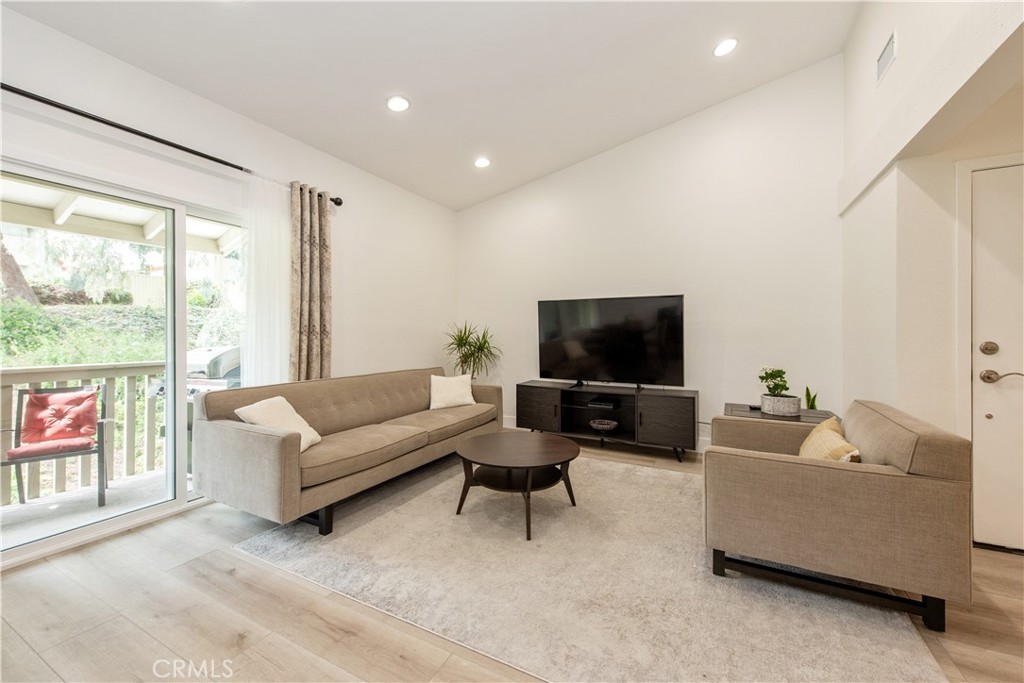 23261 La Glorieta #73