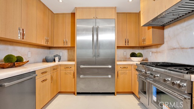 Detail Gallery Image 11 of 34 For 408 Hazel Dr, Corona Del Mar,  CA 92625 - 4 Beds | 4 Baths