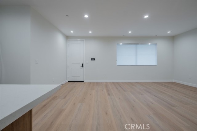 10218 Fernglen, Tujunga CA: https://media.crmls.org/medias/c2b82deb-b3bc-42ec-916f-740c13606003.jpg