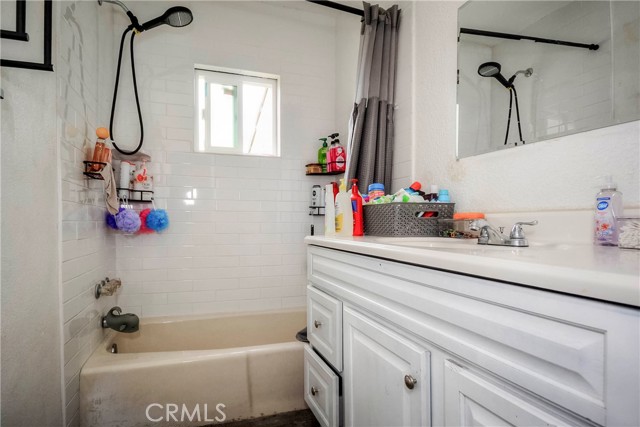 Detail Gallery Image 26 of 33 For 185 N Scovell, San Jacinto,  CA 92583 - 5 Beds | 3 Baths