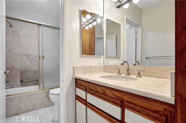 Detail Gallery Image 18 of 44 For 1351 N Crescent Heights Bld #308,  West Hollywood,  CA 90046 - 3 Beds | 2 Baths