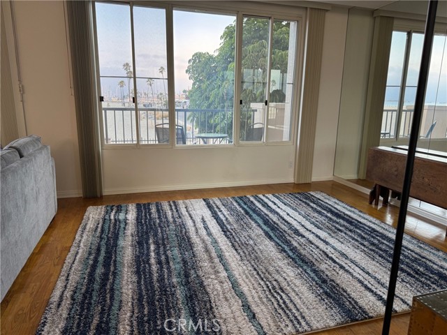Detail Gallery Image 6 of 38 For 850 E Ocean Bld #B3,  Long Beach,  CA 90802 - 2 Beds | 2/1 Baths