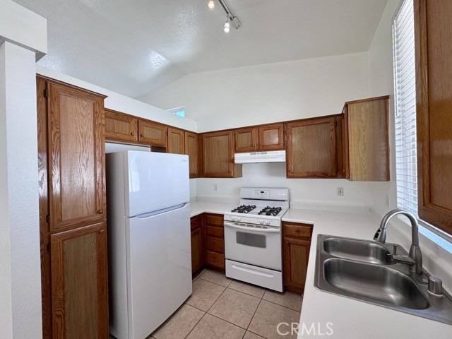 Detail Gallery Image 15 of 33 For 32418 Enriqueta Cir, Temecula,  CA 92592 - 3 Beds | 2 Baths