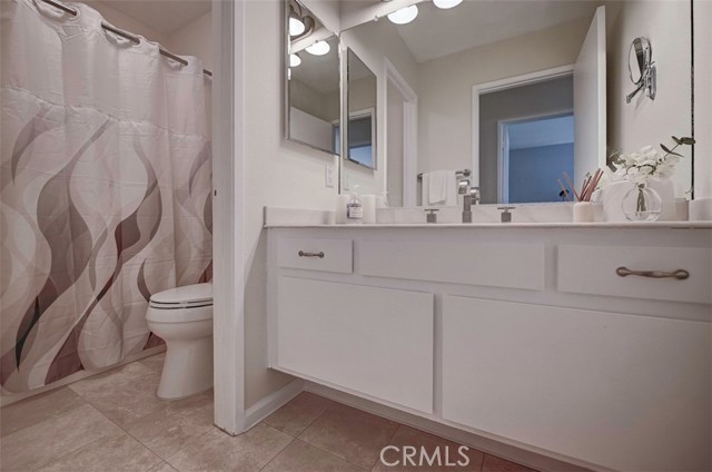 Detail Gallery Image 39 of 70 For 26586 via Noveno, Mission Viejo,  CA 92691 - 4 Beds | 3 Baths