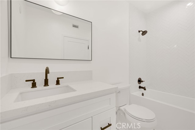 1871 Greenfield Avenue, Los Angeles CA: https://media.crmls.org/medias/c2bca314-9353-449a-8e11-f9444a96bda8.jpg