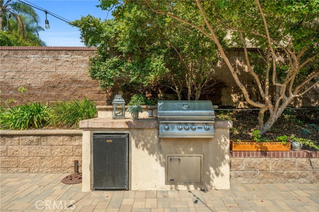 5161 Morning Glory Court, Chino Hills CA: https://media.crmls.org/medias/c2bd1eb7-85ee-4609-a426-266cb41972bb.jpg