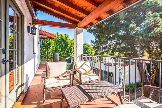 Detail Gallery Image 41 of 41 For 8246 4th St, Los Angeles,  CA 90048 - 2 Beds | 2 Baths