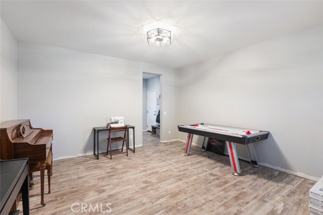 33192 Vermont Road, Temecula CA: https://media.crmls.org/medias/c2bd64eb-5601-4d6f-8397-41a976118e4a.jpg