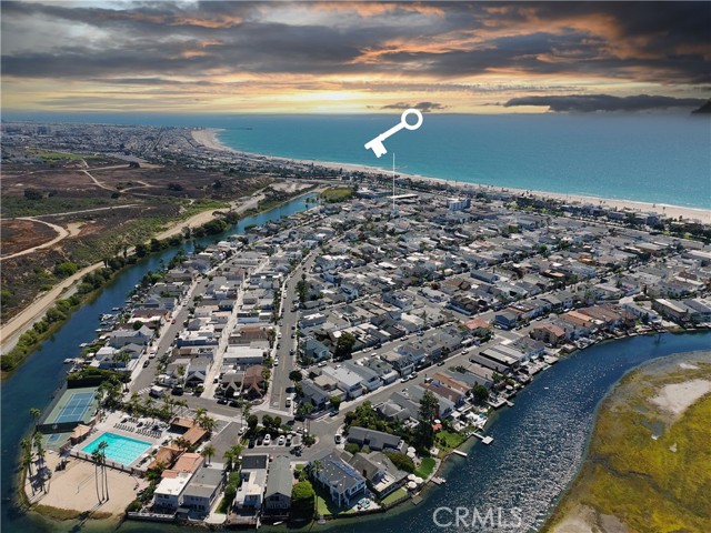 234 Prospect Street, Newport Beach CA: https://media.crmls.org/medias/c2bdfd94-7160-4c3d-8571-035a96baed3a.jpg