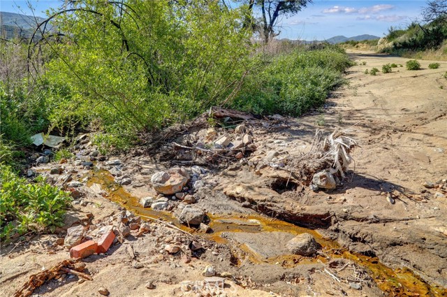 Detail Gallery Image 31 of 52 For 2 Decker Canyon Road, Ortega Mountain,  CA 92530 - – Beds | – Baths