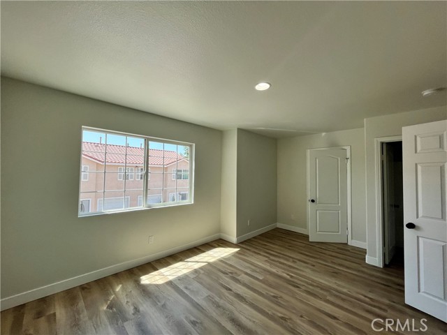 Detail Gallery Image 9 of 10 For 1004 S Riverside Ave a-3,  Rialto,  CA 92376 - 3 Beds | 2/1 Baths