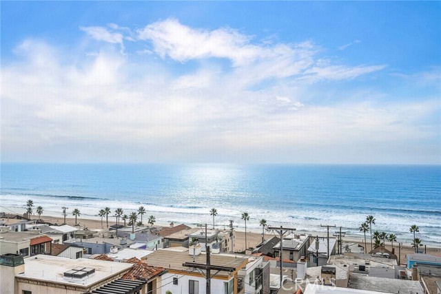 Detail Gallery Image 35 of 50 For 4113 Highland, Manhattan Beach,  CA 90266 - 4 Beds | 3/1 Baths