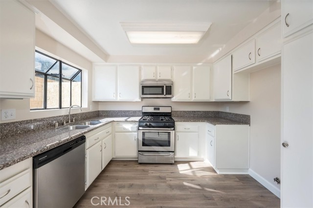 13540 Hubbard Street, 31 photo 7