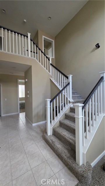 Detail Gallery Image 3 of 19 For 23920 Silverleaf, Murrieta,  CA 92562 - 5 Beds | 3 Baths