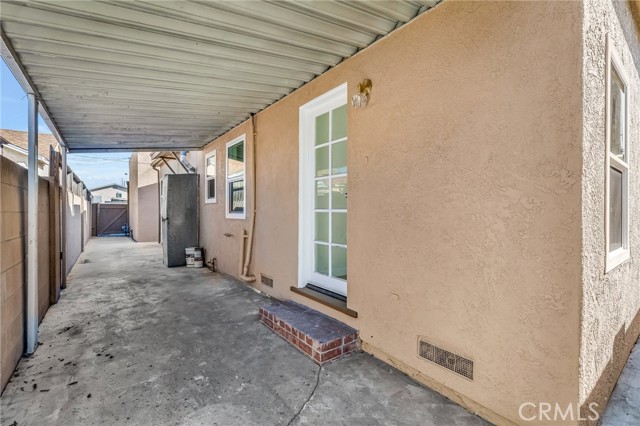 17105 Woodruff Avenue, Bellflower CA: https://media.crmls.org/medias/c2c11c49-63be-41fd-8e04-e1a58bf9bb65.jpg