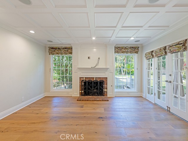 Detail Gallery Image 16 of 50 For 5463 Katherine, Sherman Oaks,  CA 91401 - 5 Beds | 3 Baths