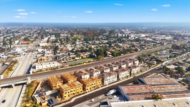 Detail Gallery Image 32 of 37 For 9318 via Azul, Pico Rivera,  CA 90660 - 4 Beds | 3/1 Baths