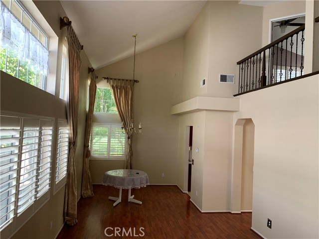 Detail Gallery Image 2 of 15 For 2373 Parkview Ln, Chino Hills,  CA 91709 - 4 Beds | 2/1 Baths