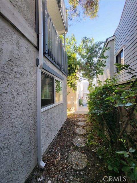 Detail Gallery Image 35 of 37 For 161 Monterey a,  Hermosa Beach,  CA 90254 - 3 Beds | 2/1 Baths