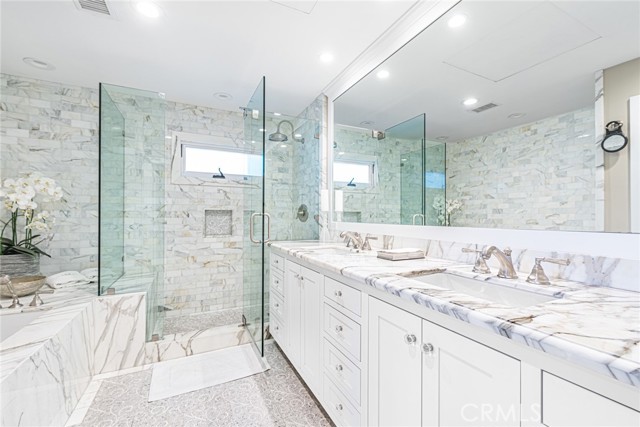 Detail Gallery Image 24 of 32 For 213 34th St, Newport Beach,  CA 92663 - 3 Beds | 3 Baths