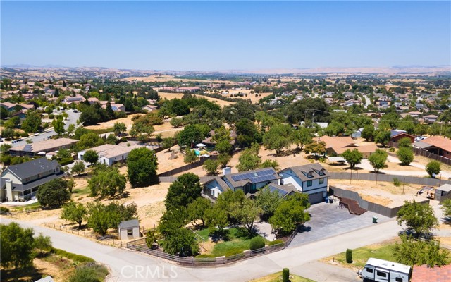 Detail Gallery Image 34 of 38 For 1610 Lyle Ln, Paso Robles,  CA 93446 - 5 Beds | 3/1 Baths