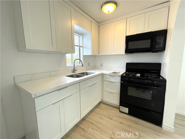 2427 256th Street, Lomita CA: https://media.crmls.org/medias/c2c661da-30b7-4f80-bac3-0f21d00bea39.jpg