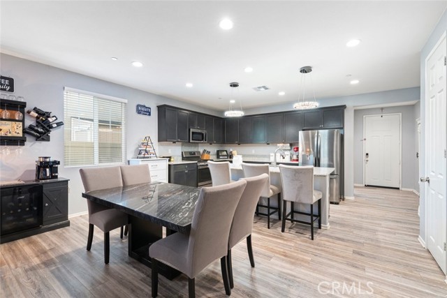 Detail Gallery Image 11 of 28 For 29126 Crabapple, Lake Elsinore,  CA 92530 - 3 Beds | 2 Baths