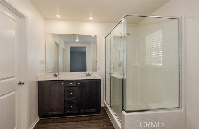 Detail Gallery Image 17 of 25 For 1455 Honor Way, Hemet,  CA 92543 - 4 Beds | 3 Baths