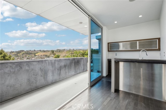Detail Gallery Image 13 of 66 For 5251 Zakon Rd, Torrance,  CA 90505 - 4 Beds | 4 Baths