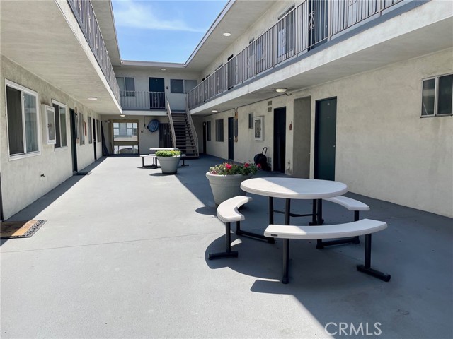 4777 W 132nd Street, Hawthorne CA: https://media.crmls.org/medias/c2c7e0b8-7832-426c-8da0-9713b147a91b.jpg